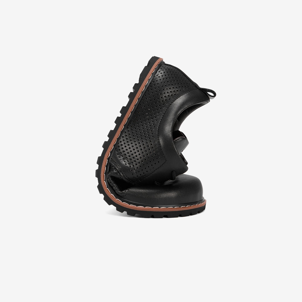 atmungsaktive Leder Barfußschuhe mit perforiertem Design für natürlichen Komfort